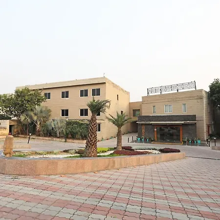 Westend Inn - Resort And Banquet Near Delhi Airport-3